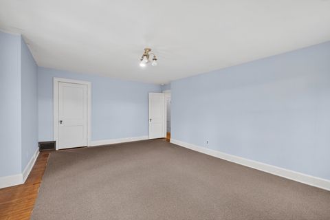 Tiny photo for 49 Kenwood Avenue, Davenport, IA 52803 (MLS # 100000042)