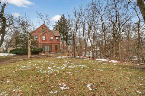 Tiny photo for 49 Kenwood Avenue, Davenport, IA 52803 (MLS # 100000042)