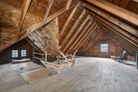 Tiny photo for 49 Kenwood Avenue, Davenport, IA 52803 (MLS # 100000042)