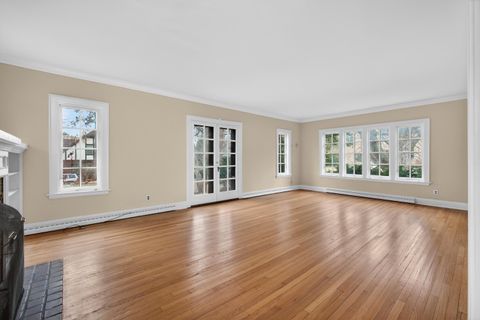 Tiny photo for 49 Kenwood Avenue, Davenport, IA 52803 (MLS # 100000042)