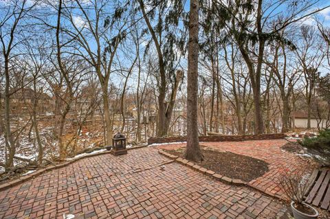 Tiny photo for 49 Kenwood Avenue, Davenport, IA 52803 (MLS # 100000042)