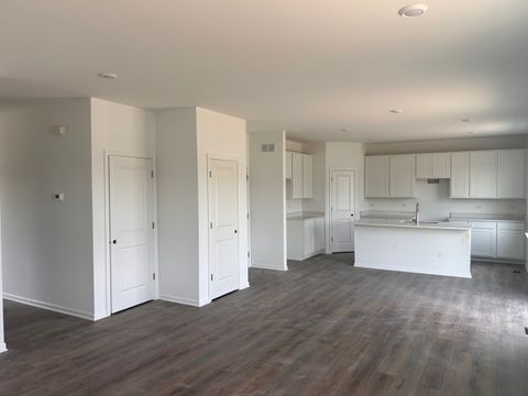 Tiny photo for 551 N Oak Street, Hinckley, IL 60520 (MLS # 12582734)