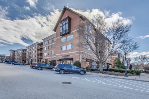 Photo of 935 Burlington Avenue #304, Downers Grove, IL 60515 (MLS # 12598562)