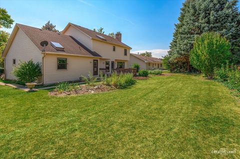 Tiny photo for 11 Hardwick Court, Sugar Grove, IL 60554 (MLS # 12479011)