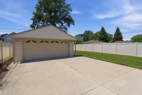 Tiny photo for 7648 N Osceola Avenue, Niles, IL 60714 (MLS # 12688444)