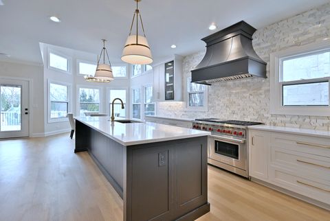 Tiny photo for 254 E South Street, Elmhurst, IL 60126 (MLS # 12567394)