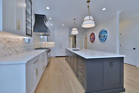 Tiny photo for 254 E South Street, Elmhurst, IL 60126 (MLS # 12567394)