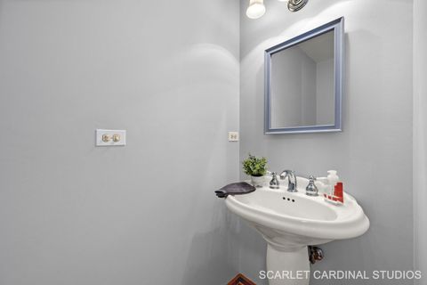 Tiny photo for 307 Leeds Court, Naperville, IL 60565 (MLS # 12529083)