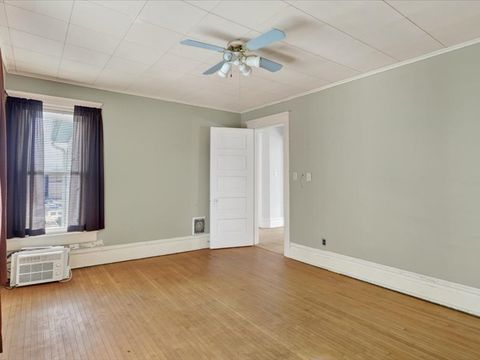 Tiny photo for 14 N Harlem Avenue, Freeport, IL 61032 (MLS # 12578985)