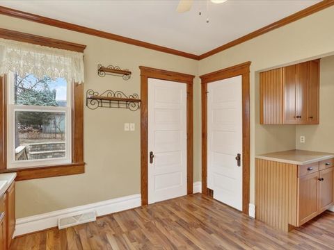 Tiny photo for 14 N Harlem Avenue, Freeport, IL 61032 (MLS # 12578985)