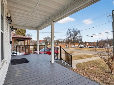 Tiny photo for 14 N Harlem Avenue, Freeport, IL 61032 (MLS # 12578985)