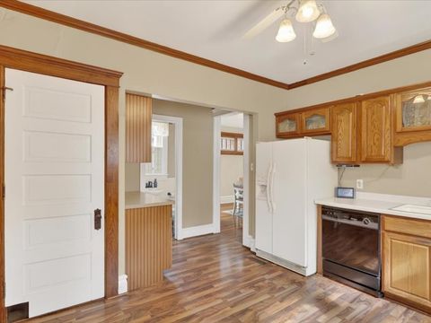 Tiny photo for 14 N Harlem Avenue, Freeport, IL 61032 (MLS # 12578985)