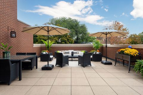 Tiny photo for 2217 N Clybourn Avenue, Chicago, IL 60614 (MLS # 12603792)