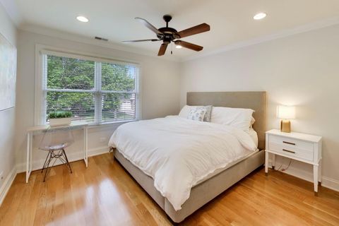 Tiny photo for 713 N Beverly Lane, Arlington Heights, IL 60004 (MLS # 12658952)