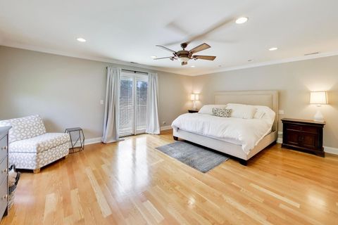 Tiny photo for 713 N Beverly Lane, Arlington Heights, IL 60004 (MLS # 12658952)
