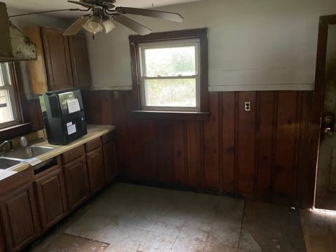 Tiny photo for 14717 E Riverside Drive, South Holland, IL 60473 (MLS # 12498757)