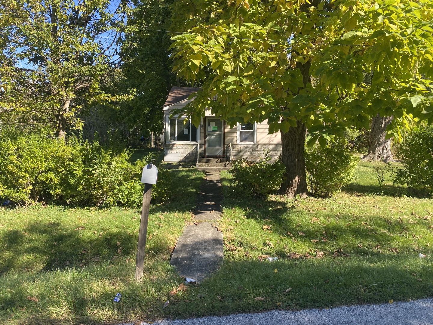 14717 E Riverside Drive