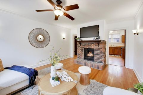 Tiny photo for 1929 Sherman Avenue #2W, Evanston, IL 60201 (MLS # 12546308)