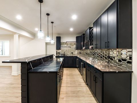 Tiny photo for 1 Morrison Road, Northbrook, IL 60062 (MLS # 12517814)