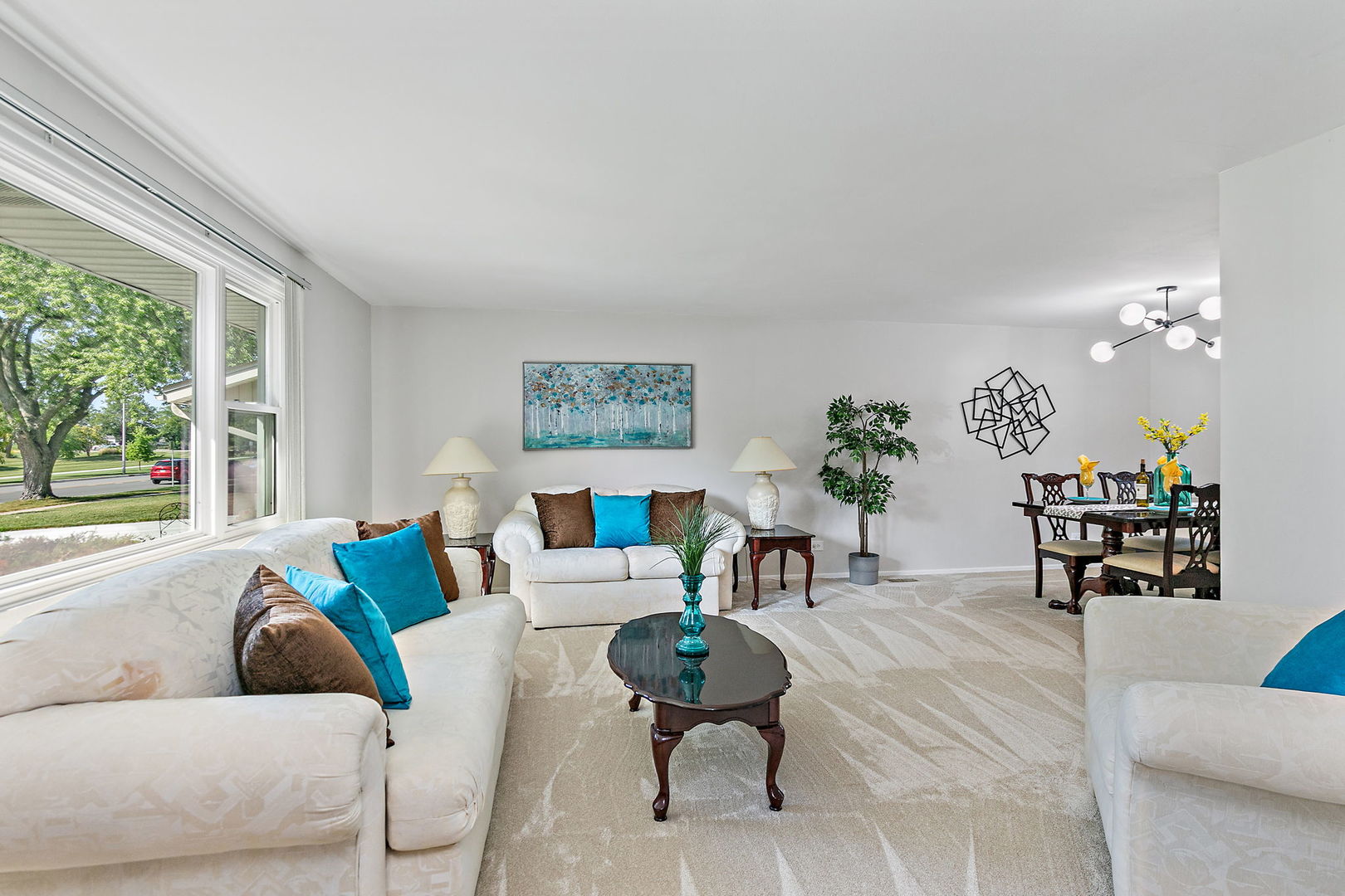 31 S Salem Drive