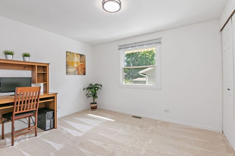 Tiny photo for 31 S Salem Drive, Schaumburg, IL 60193 (MLS # 12756923)