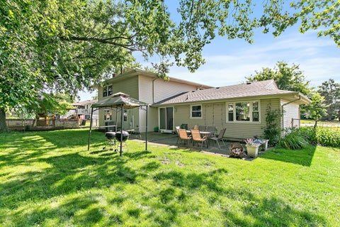 Tiny photo for 31 S Salem Drive, Schaumburg, IL 60193 (MLS # 12756923)