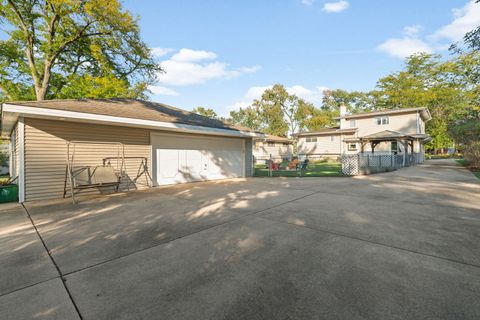 Tiny photo for 216 S Edgewood Avenue, Lombard, IL 60148 (MLS # 12494332)
