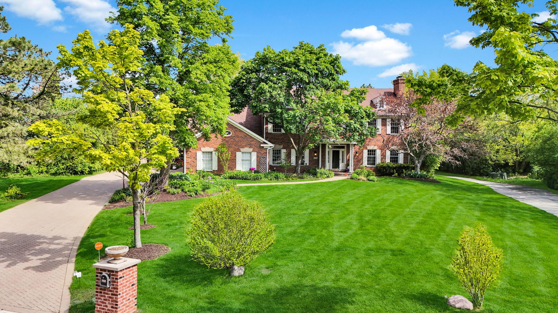 355 Trinity Lane
