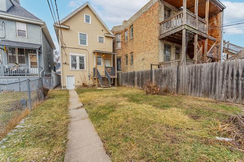 Tiny photo for 611 N Long Avenue, Chicago, IL 60644 (MLS # 12578777)