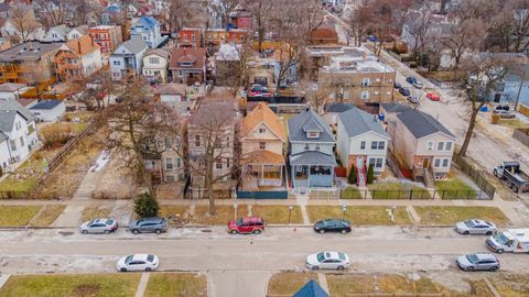 Tiny photo for 611 N Long Avenue, Chicago, IL 60644 (MLS # 12578777)