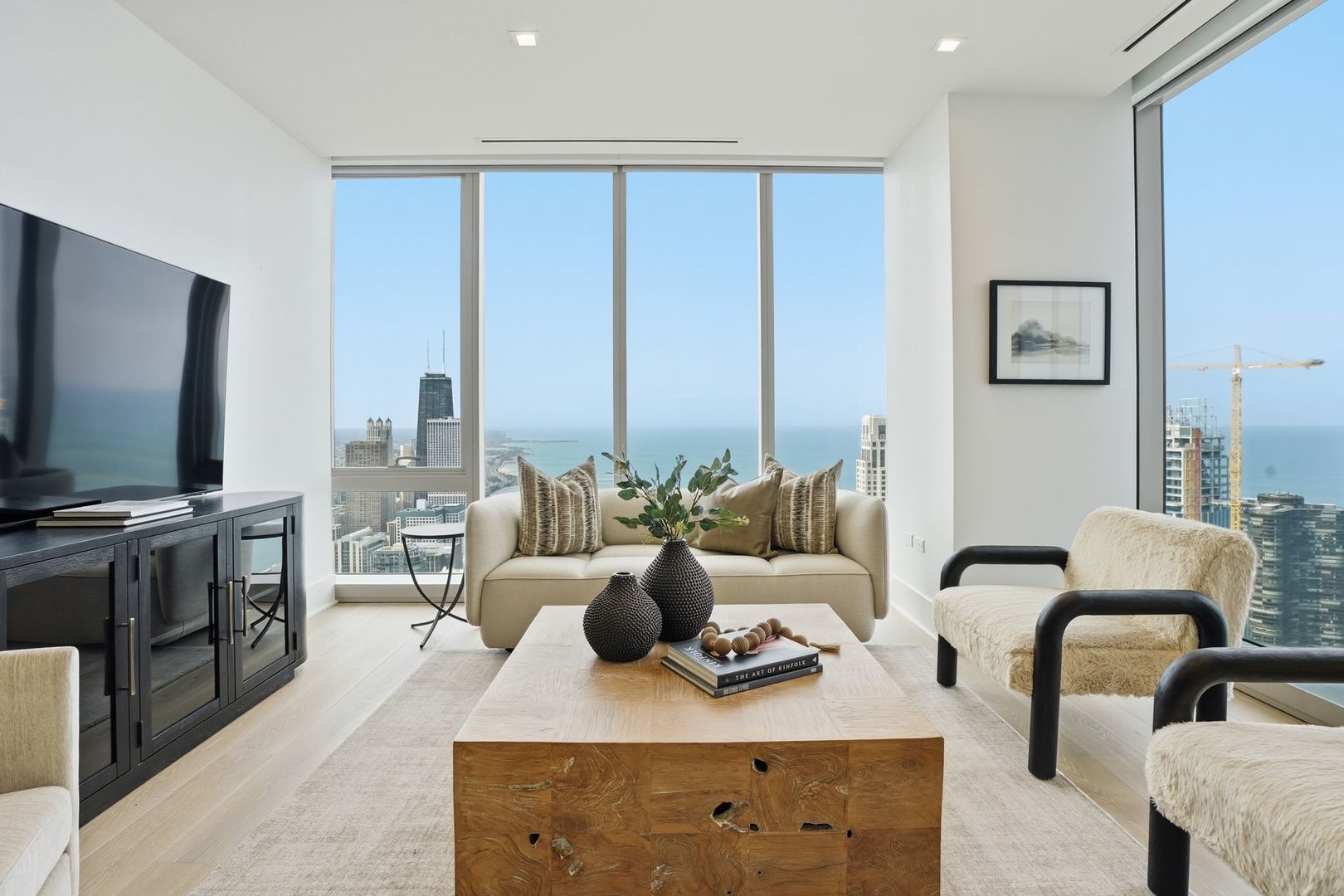 363 E Wacker Drive 6905