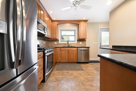 Tiny photo for 401 Forest Preserve Drive, Wood Dale, IL 60191 (MLS # 12634284)
