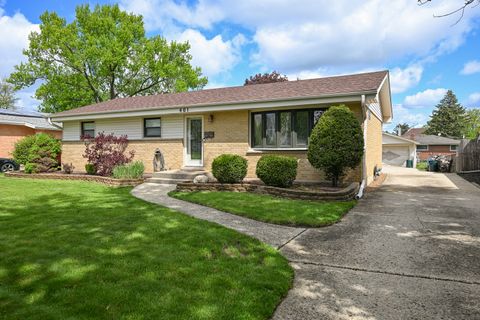 Tiny photo for 401 Forest Preserve Drive, Wood Dale, IL 60191 (MLS # 12634284)
