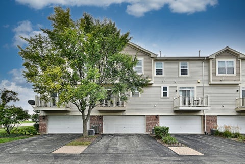 Tiny photo for 6515 Lilac Boulevard, Hanover Park, IL 60133 (MLS # 12781218)