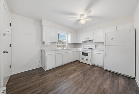Tiny photo for 6927 W 64TH Place #2East, Chicago, IL 60638 (MLS # 12781077)