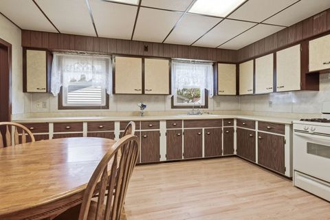 Tiny photo for 308 W Lincoln Avenue, Streator, IL 61364 (MLS # 12652673)