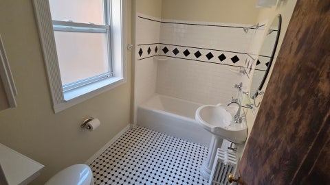 Tiny photo for 1309 W Farwell Avenue #3, Chicago, IL 60626 (MLS # 12727876)