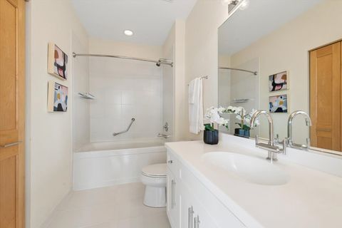Tiny photo for 1572 Maple Avenue #302, Evanston, IL 60201 (MLS # 12634112)