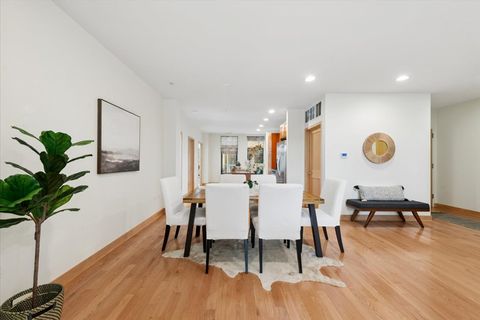 Tiny photo for 1572 Maple Avenue #302, Evanston, IL 60201 (MLS # 12634112)