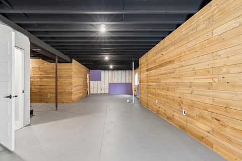 Tiny photo for 1207 Colonial Court, Eldridge, IA 52748 (MLS # 12598329)