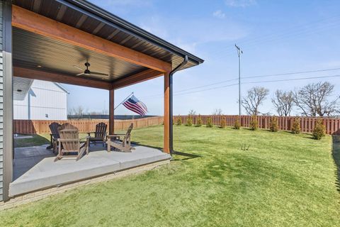 Tiny photo for 1207 Colonial Court, Eldridge, IA 52748 (MLS # 12598329)