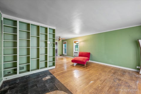 Tiny photo for 10742 S Longwood Drive, Chicago, IL 60643 (MLS # 12739777)