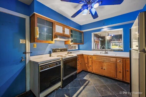 Tiny photo for 10742 S Longwood Drive, Chicago, IL 60643 (MLS # 12739777)