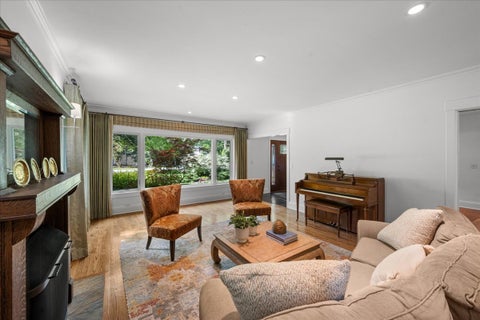 Tiny photo for 1347 Sunview Lane, Winnetka, IL 60093 (MLS # 12688534)