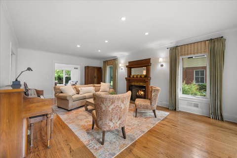 Tiny photo for 1347 Sunview Lane, Winnetka, IL 60093 (MLS # 12688534)
