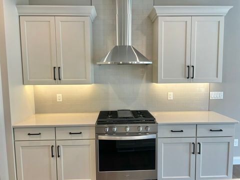 Tiny photo for 4465 Muirfield Drive, Bettendorf, IA 52722 (MLS # 12708180)