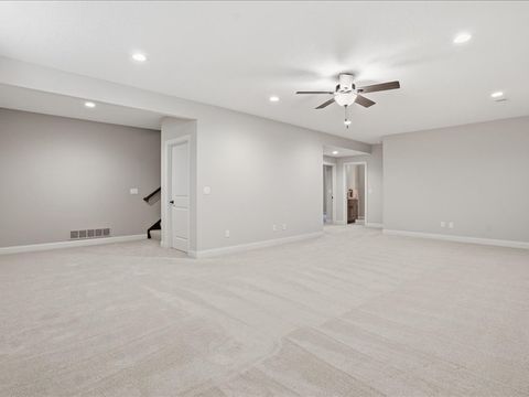 Tiny photo for 4465 Muirfield Drive, Bettendorf, IA 52722 (MLS # 12708180)