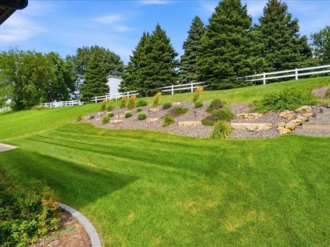 Tiny photo for 4465 Muirfield Drive, Bettendorf, IA 52722 (MLS # 12708180)