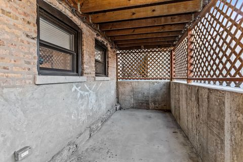 Tiny photo for 4111 N KENMORE Avenue #1NG, Chicago, IL 60613 (MLS # 12589007)