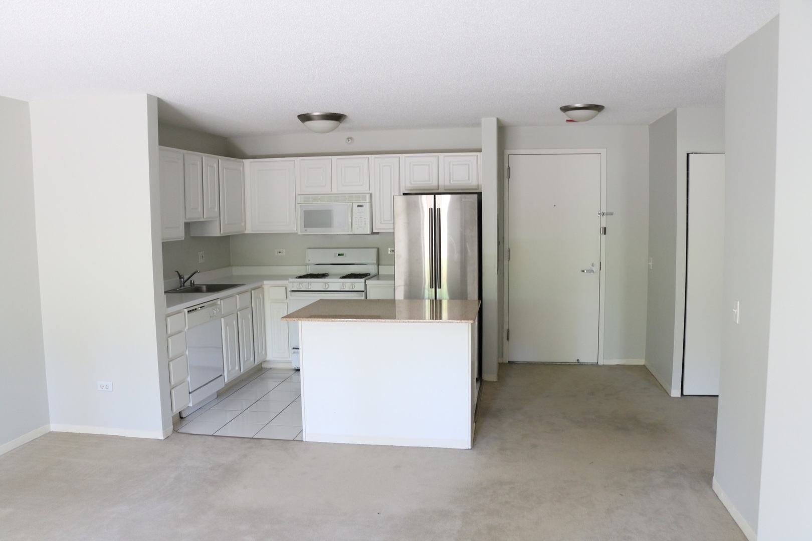 545 N Dearborn Street W909